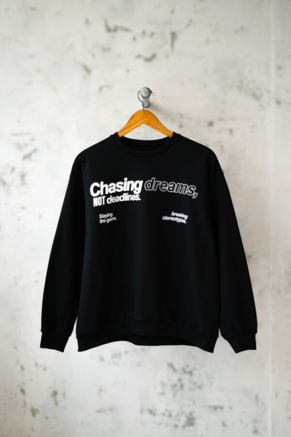 Buzo Básico Cuello Redondo Chasing Ne