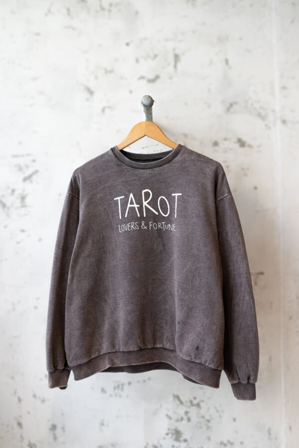 Buzo Básico Cuello Redondo Tarot Washed