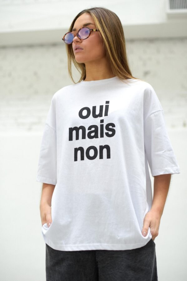 Remera Over Oui Bl