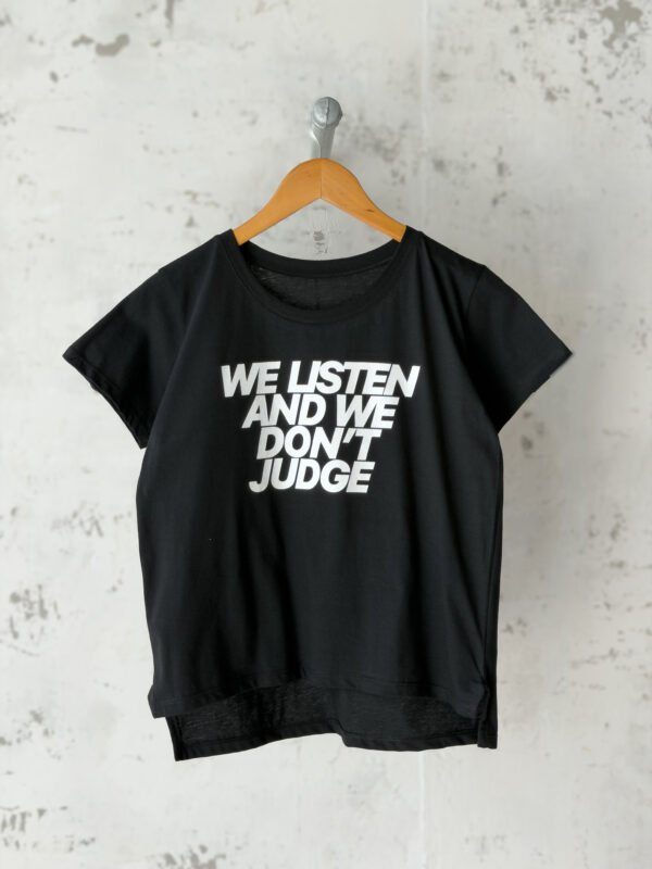 Remera Paloma Don´t Judge Ne