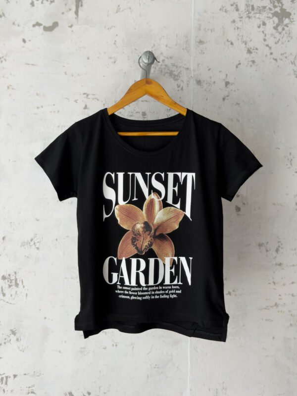 Remera Paloma Sunset Garden Ne