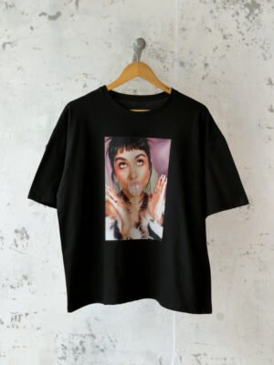 Remera Basica Over Maria Becerra Globo Ne