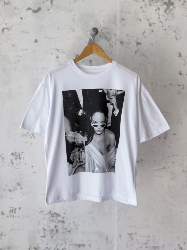 Remera Basica Over Rihanna Bl
