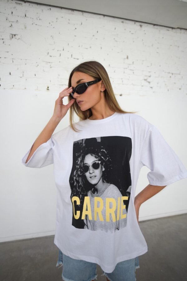 Remera Basica Over Carrie Bl