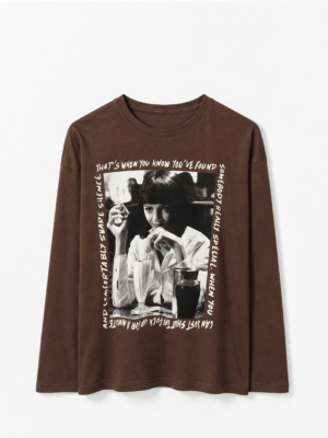 Remera Basica Over Manga Larga Pulp Fiction Choco